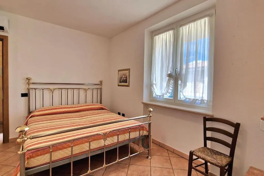 Ca' Degli Ulivi Διαμέρισμα Caprino Veronese