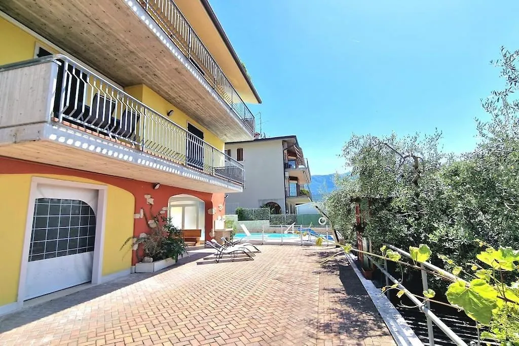 Ca' Degli Ulivi Διαμέρισμα Caprino Veronese