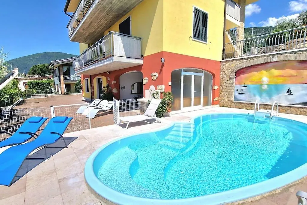 Ca' Degli Ulivi Apartment Caprino Veronese