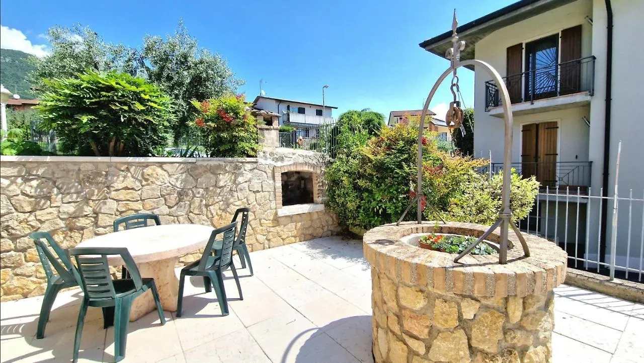 Ca' Degli Ulivi Apartment Caprino Veronese Italy