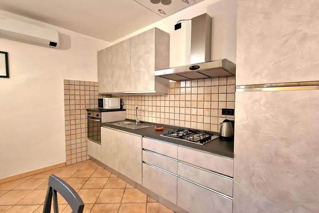 Ca' Degli Ulivi Apartment Caprino Veronese 0*,  Italy
