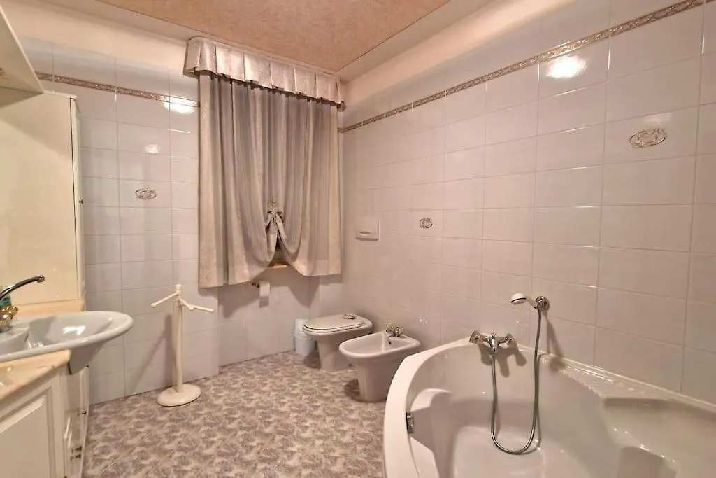 Ca' Degli Ulivi Apartment Caprino Veronese