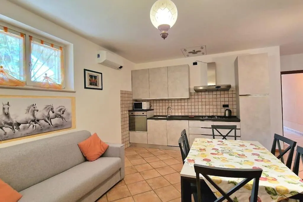 Ca' Degli Ulivi Apartment Caprino Veronese Italy