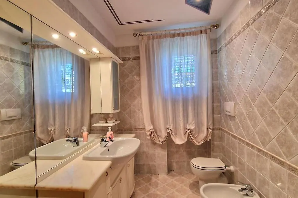 Ca' Degli Ulivi Apartment Caprino Veronese