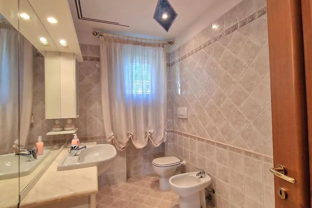 Ca' Degli Ulivi Apartment Caprino Veronese