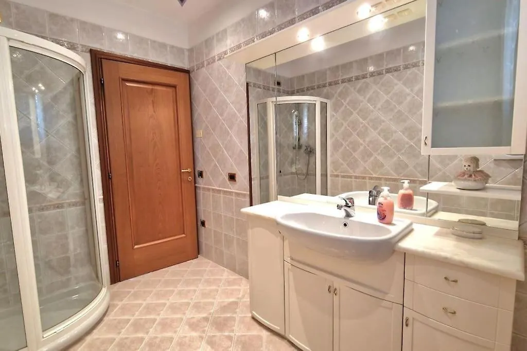 Ca' Degli Ulivi Apartment Caprino Veronese
