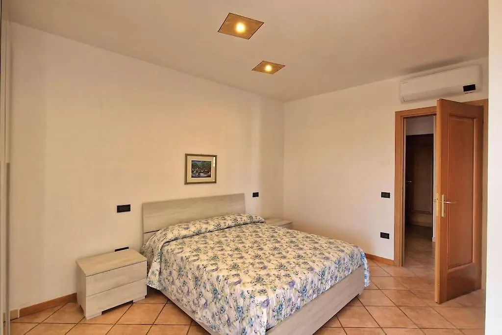 Ca' Degli Ulivi Apartment Caprino Veronese